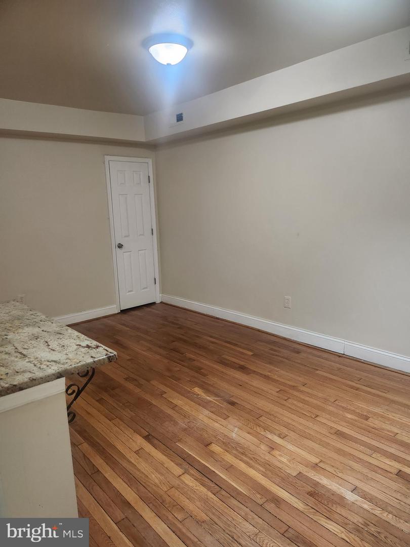 1601 E St Ne Property Photo 4