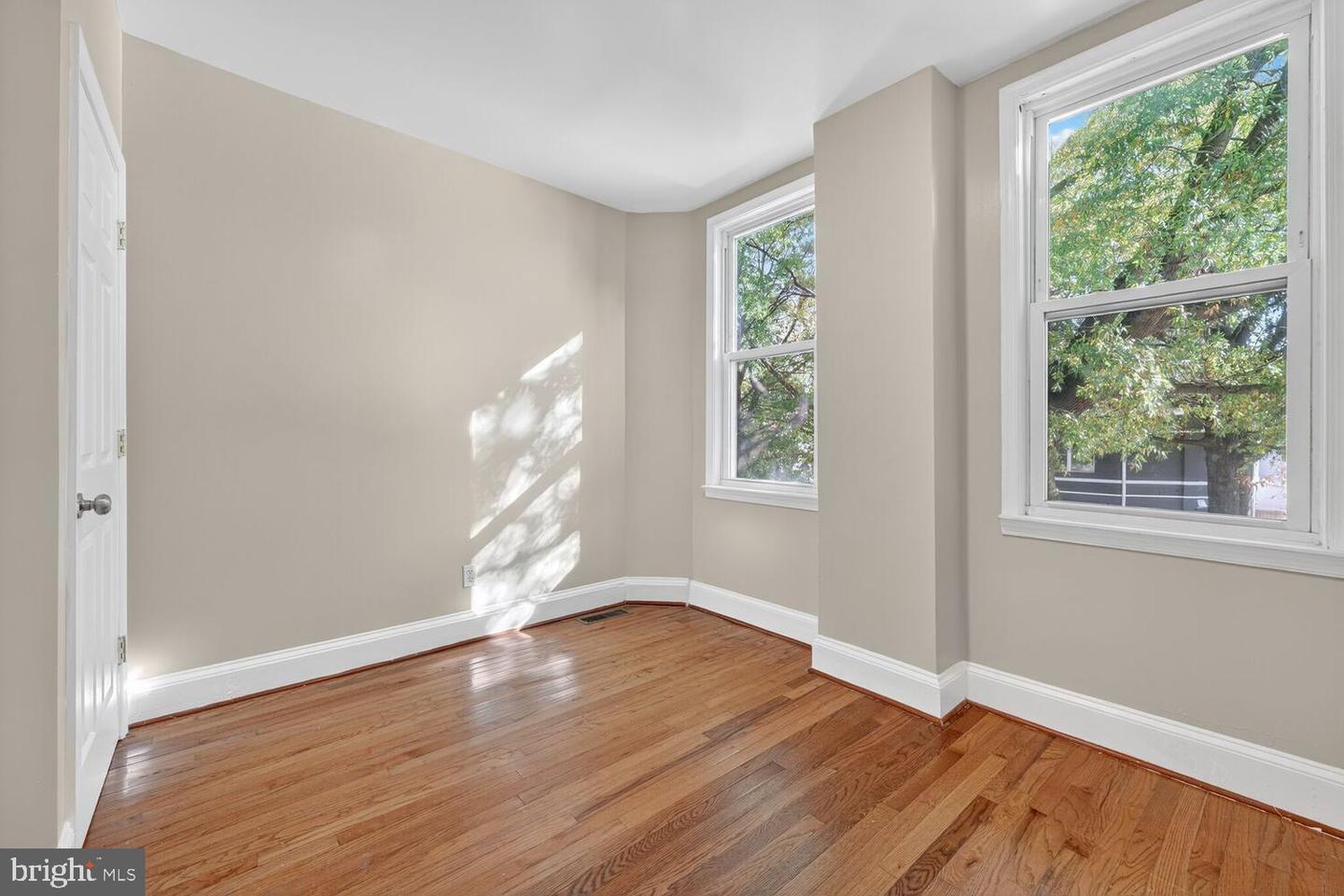 831-833 L St Ne Property Photo 14