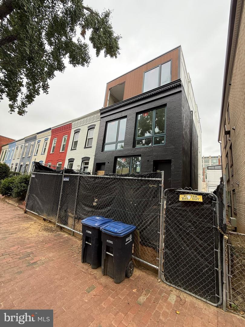 1534 Marion St Nw Property Photo 1