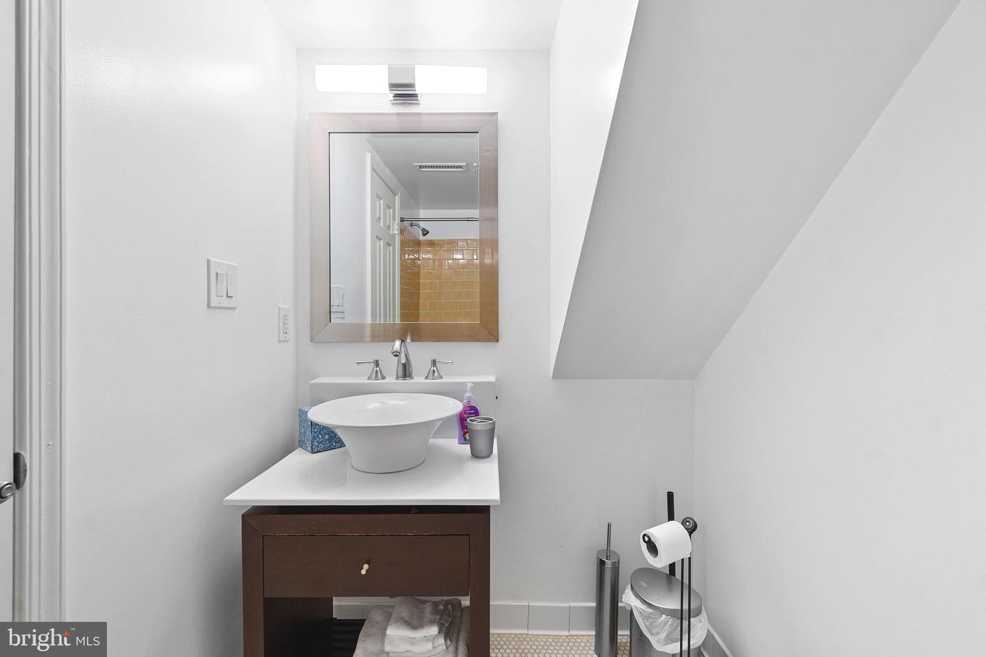 936 T St Nw #unit B Property Photo 11