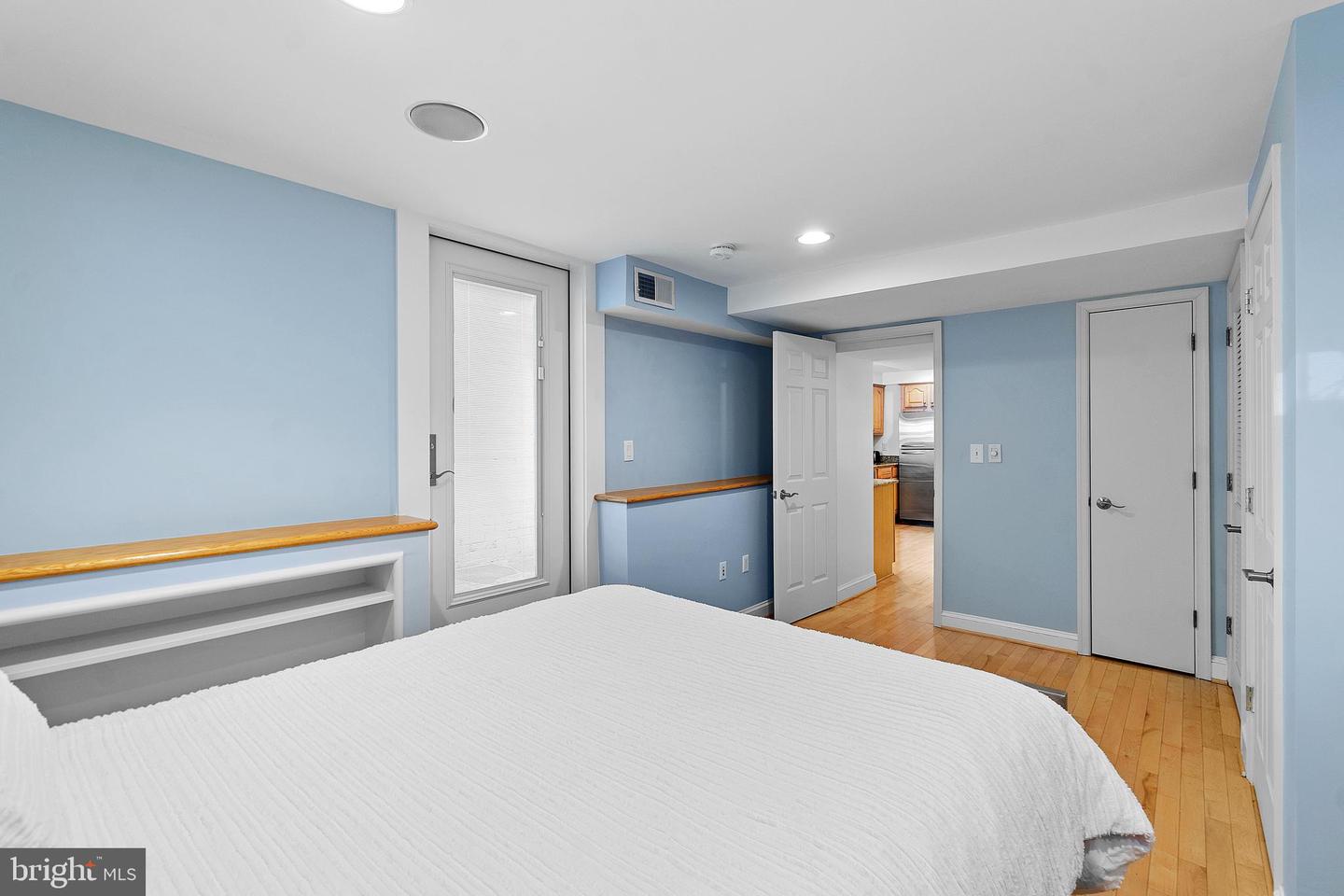 936 T St Nw #unit B Property Photo 17