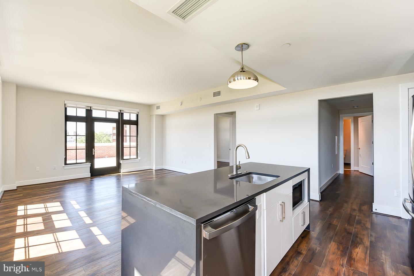 901 H St Ne #flat D Property Photo 5