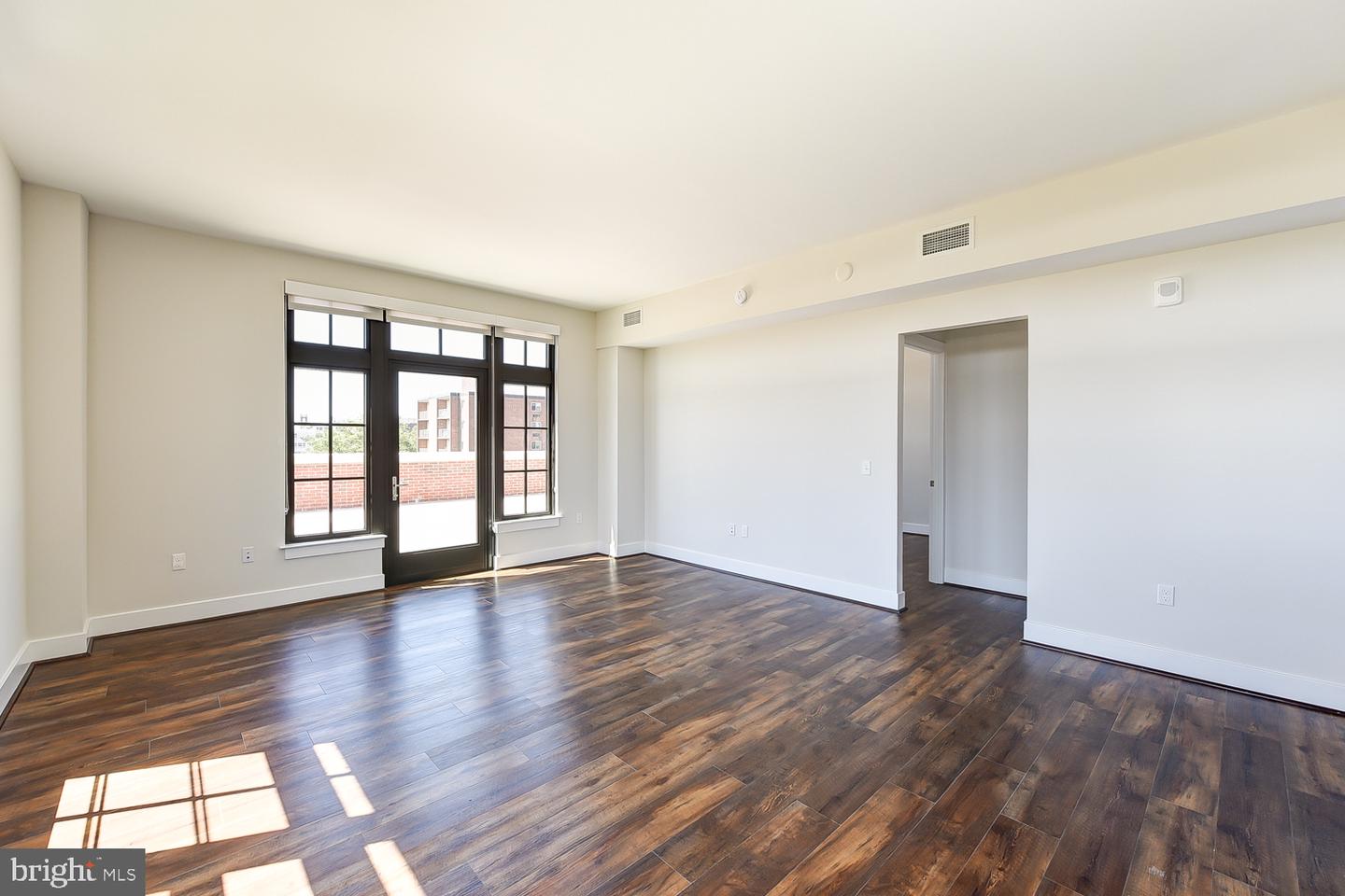 901 H St Ne #flat D Property Photo 8