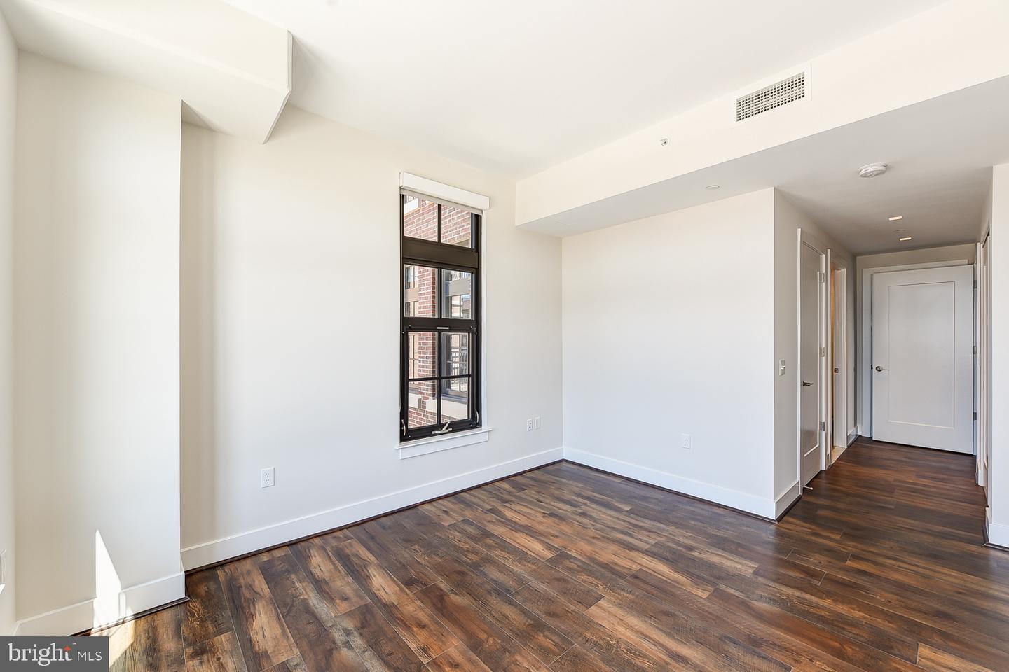 901 H St Ne #flat D Property Photo 11