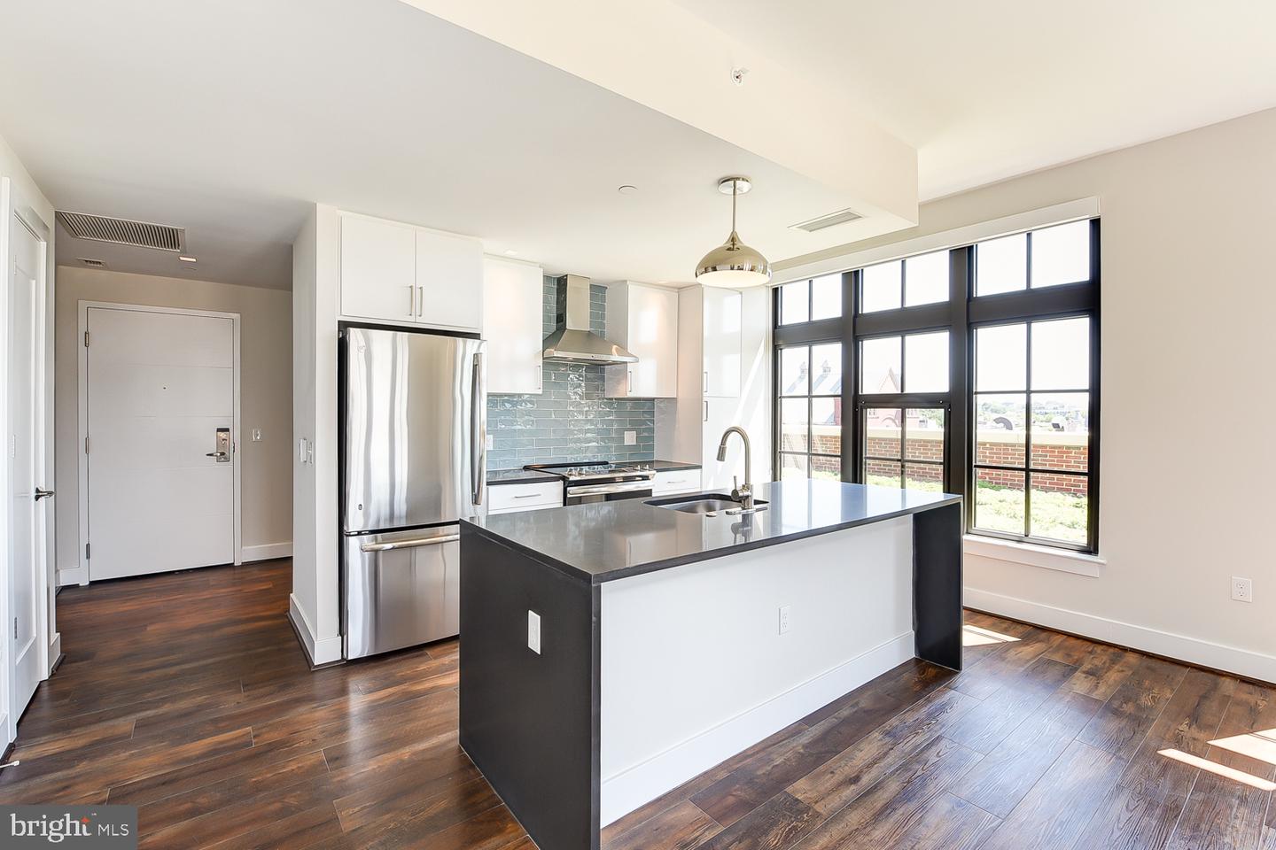 901 H St Ne #studio Property Photo 1