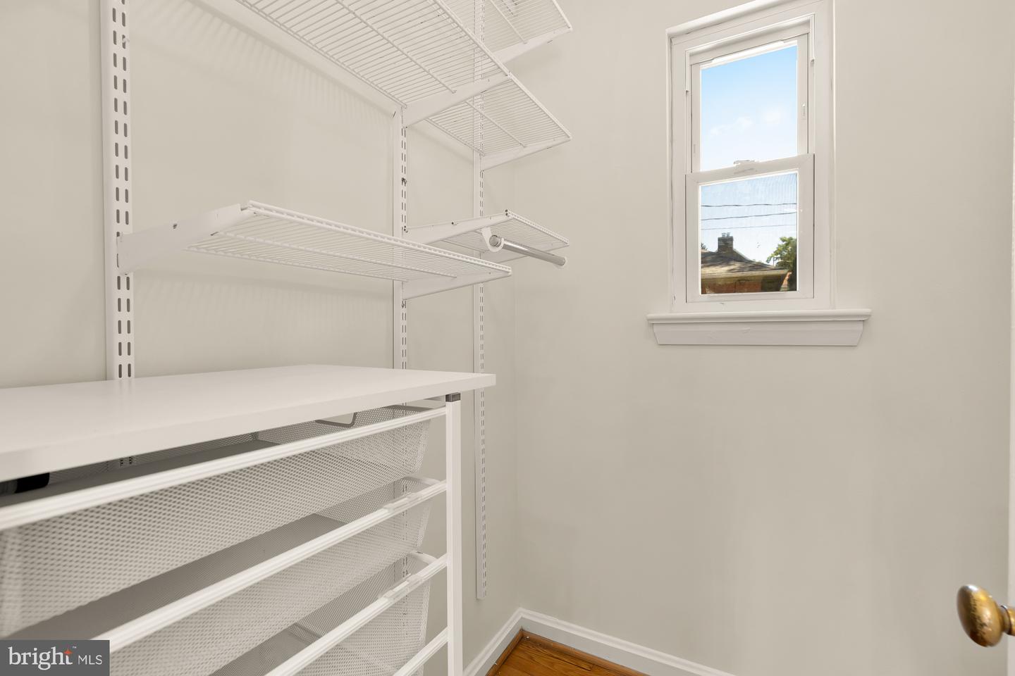 4560 Argyle Ter Nw Property Photo 33