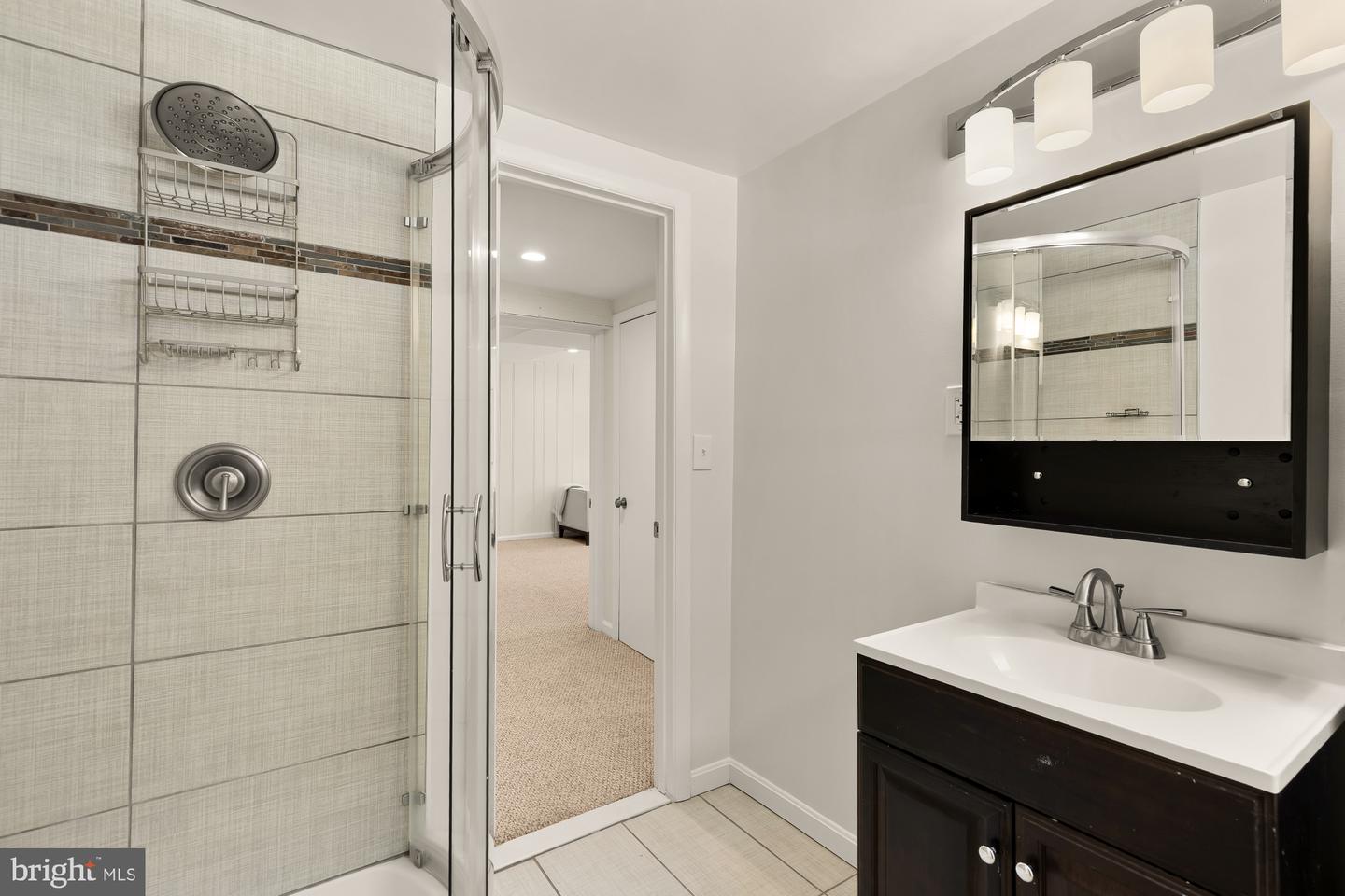 4560 Argyle Ter Nw Property Photo 42