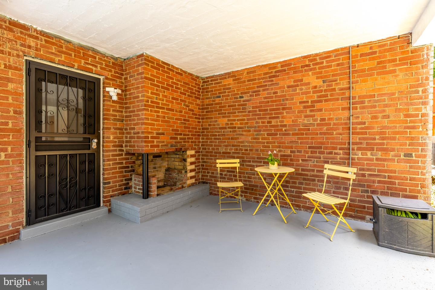 4560 Argyle Ter Nw Property Photo 45