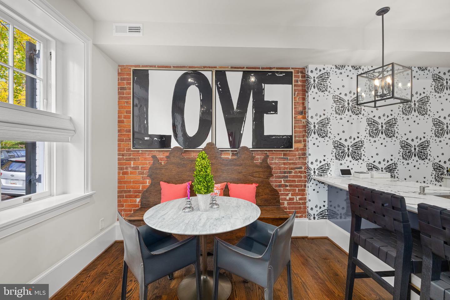 1305 30th St Nw #106 Property Photo 4