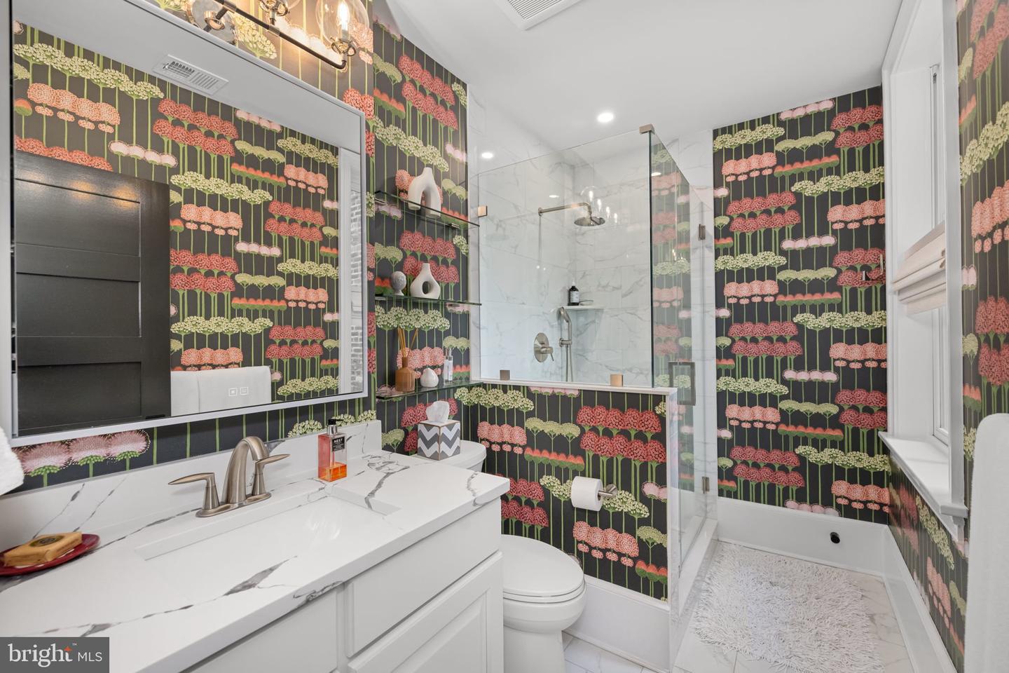1305 30th St Nw #106 Property Photo 6