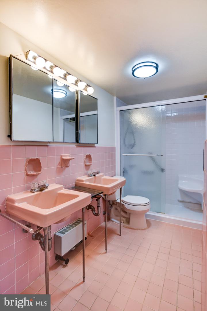 4201 Cathedral Ave Nw #1406e Property Photo 28