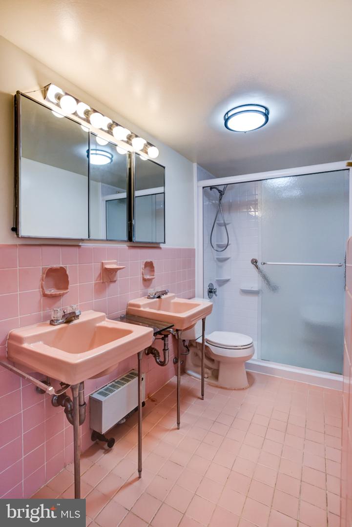 4201 Cathedral Ave Nw #1406e Property Photo 29