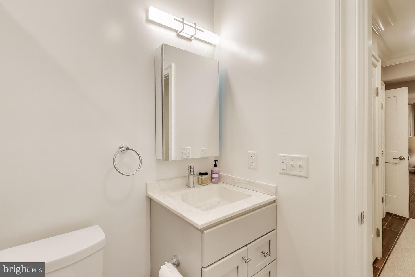 1310 12th St Nw #2 Property Photo 16