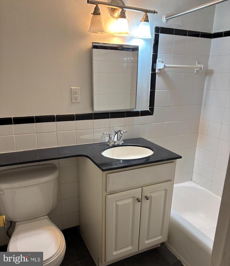 3109 Naylor Rd Se #204 Property Photo 6