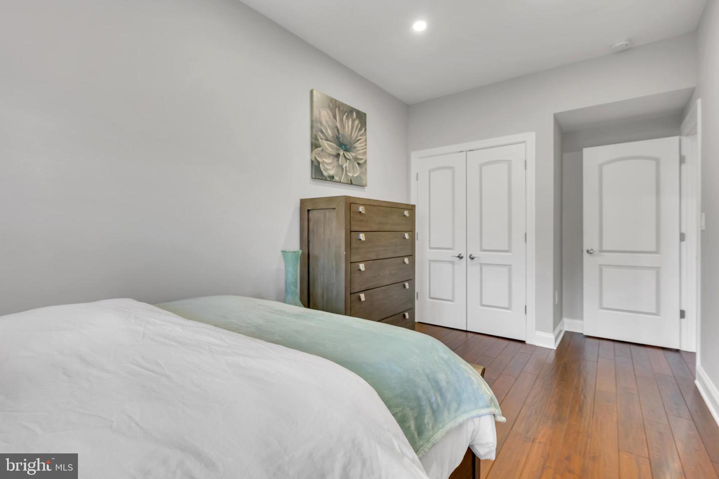 1167 Morse St Ne #1 Property Photo 38