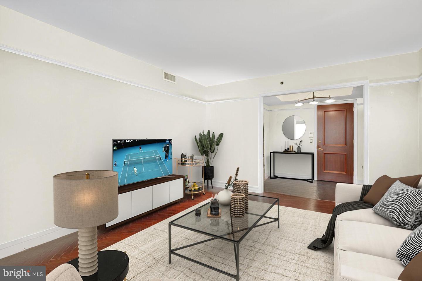 1155 23rd St Nw #3d Property Photo 4