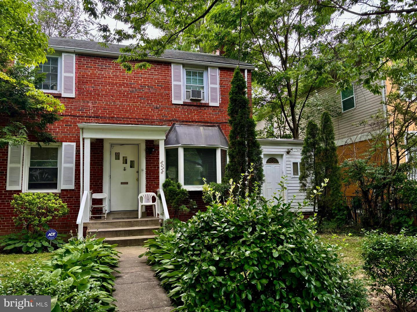 8028 Eastern Ave Nw Property Photo 1
