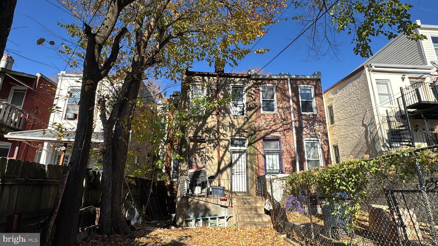 11 Rhode Island Ave Ne Property Photo 6