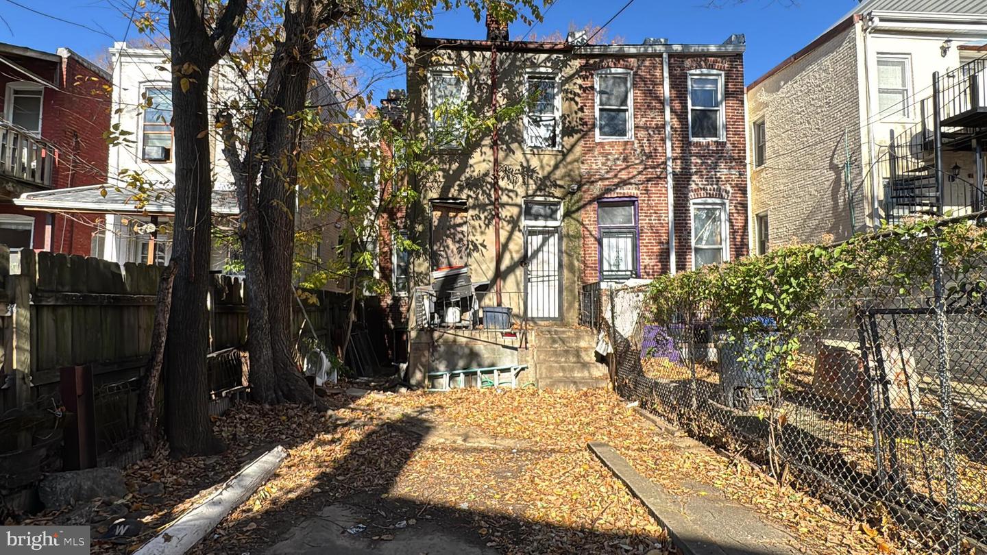 11 Rhode Island Ave Ne Property Photo 7