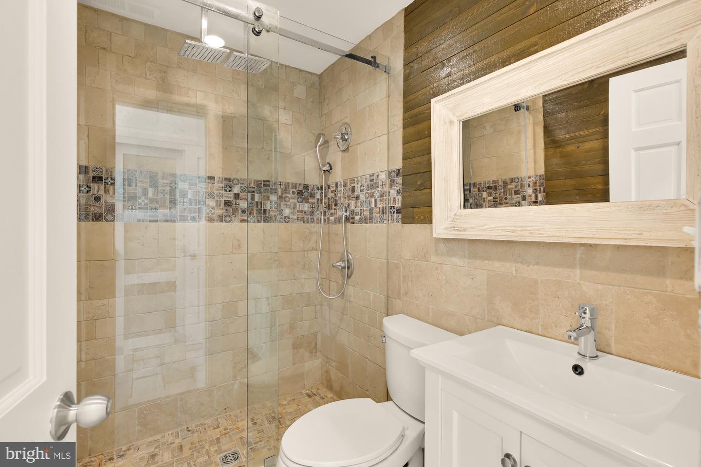 1210 Meigs Pl Ne Property Photo 34