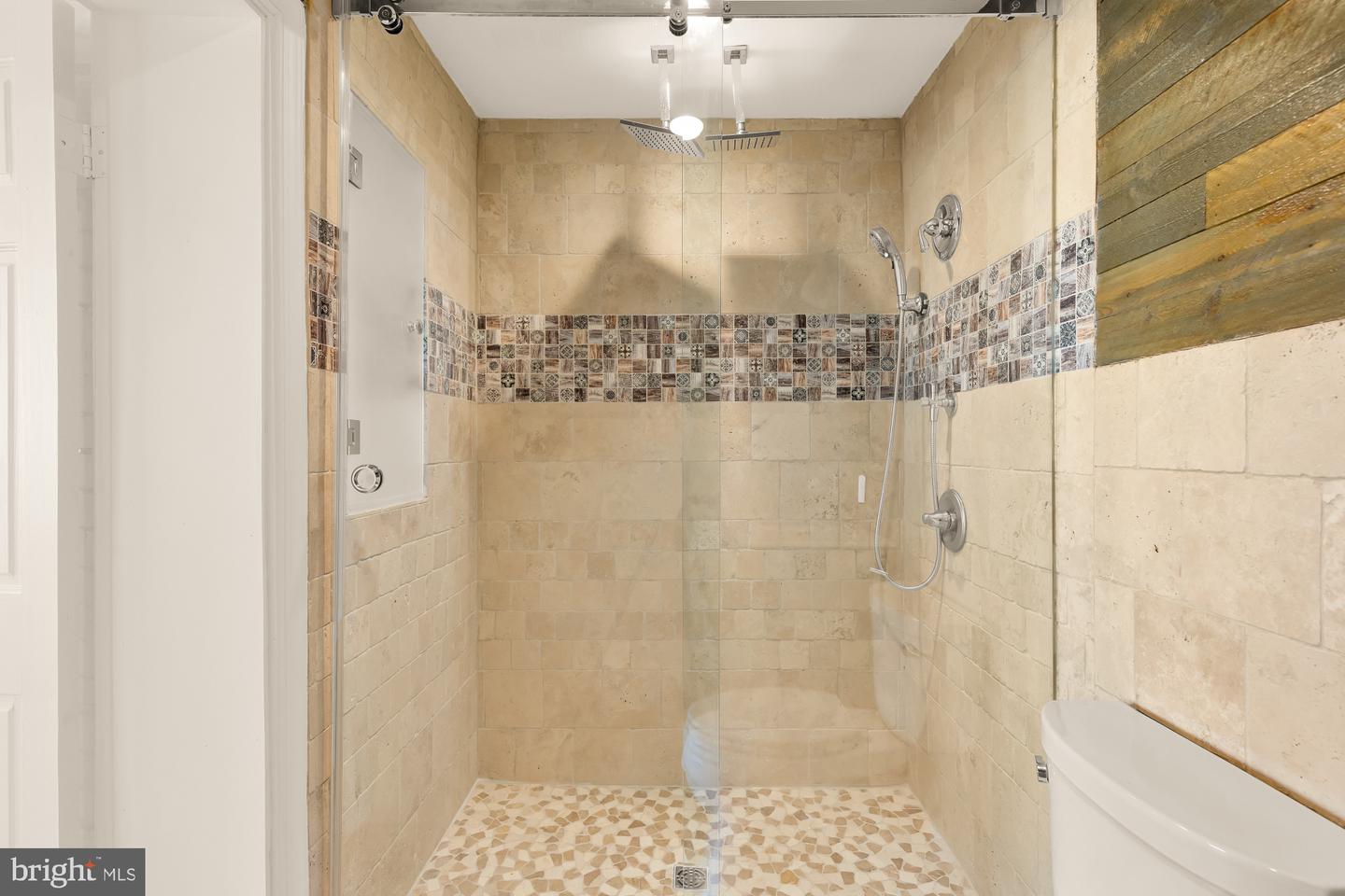 1210 Meigs Pl Ne Property Photo 37