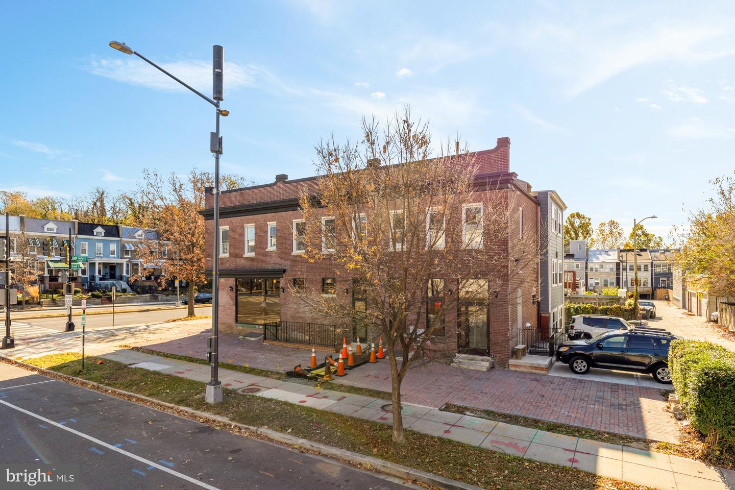 2324 North Capitol St Nw Property Photo 8