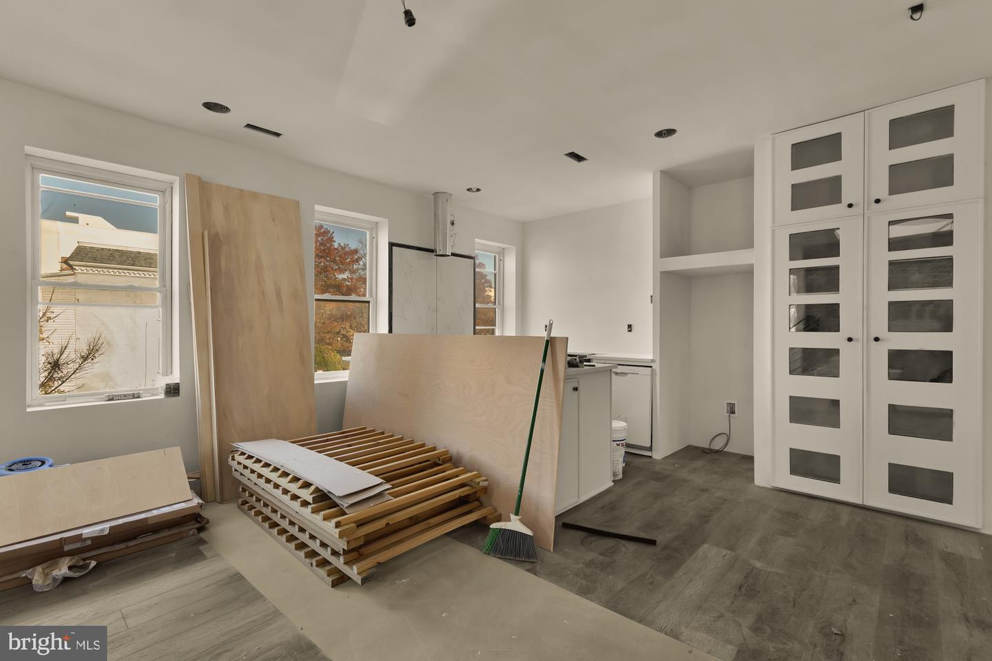 2324 North Capitol St Nw Property Photo 21