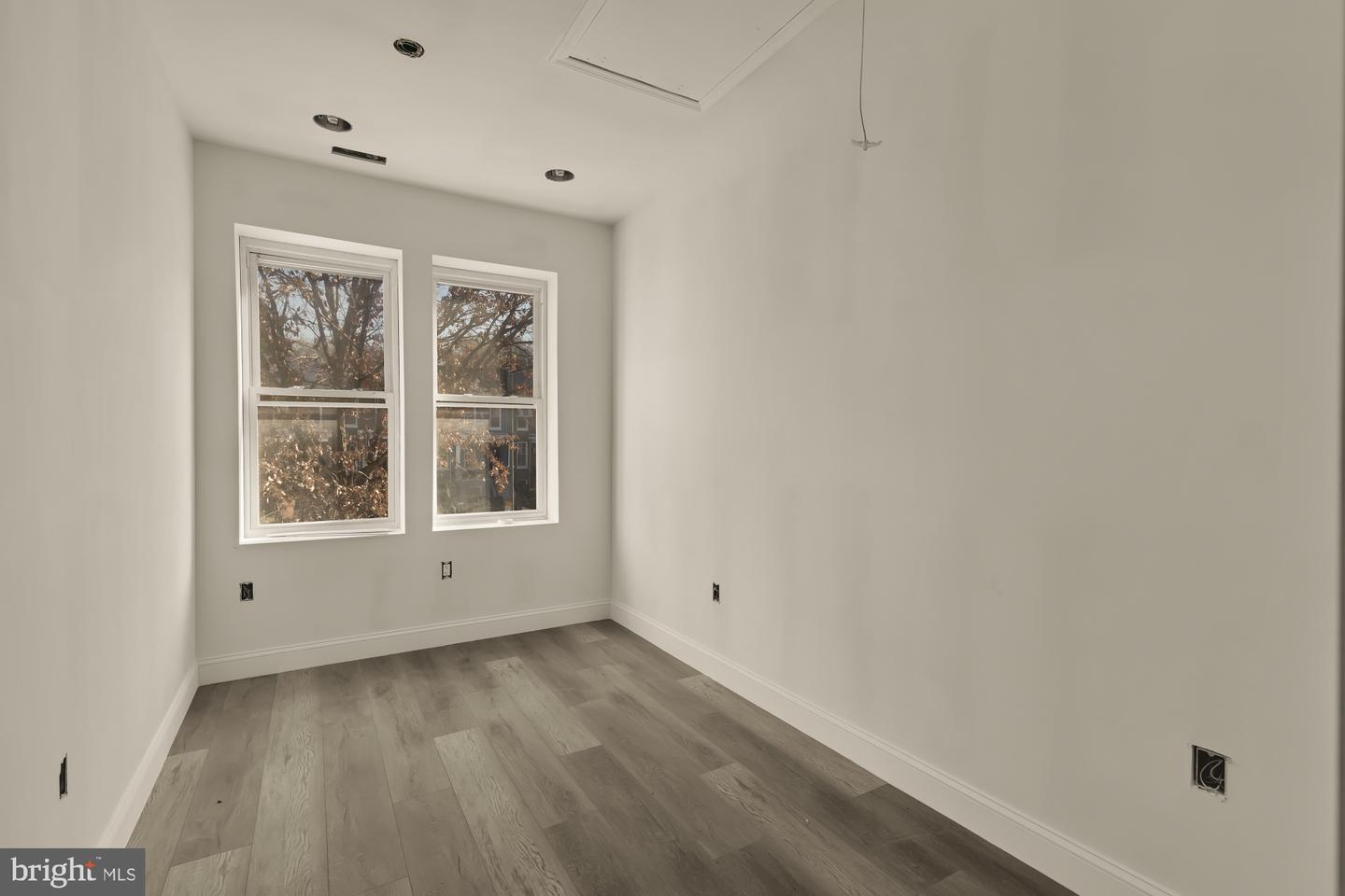 2324 North Capitol St Nw Property Photo 27