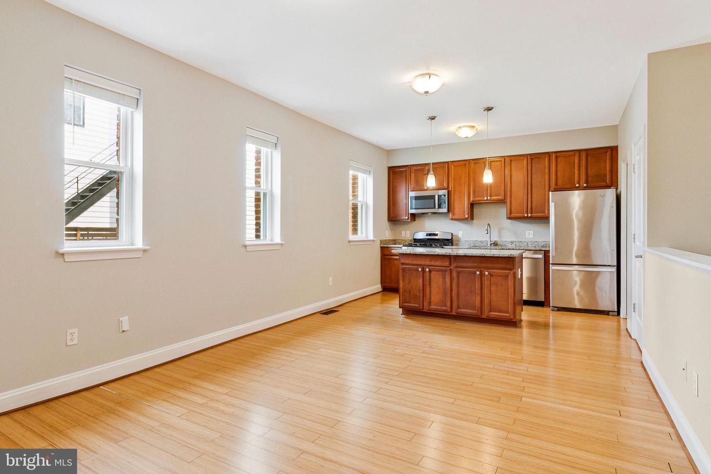 3318 Sherman Ave Nw #104 Property Photo 8