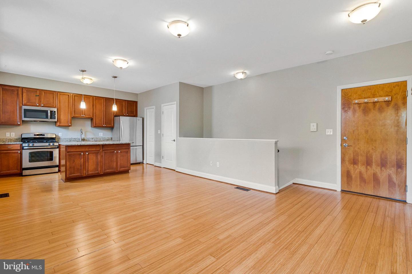 3318 Sherman Ave Nw #104 Property Photo 11