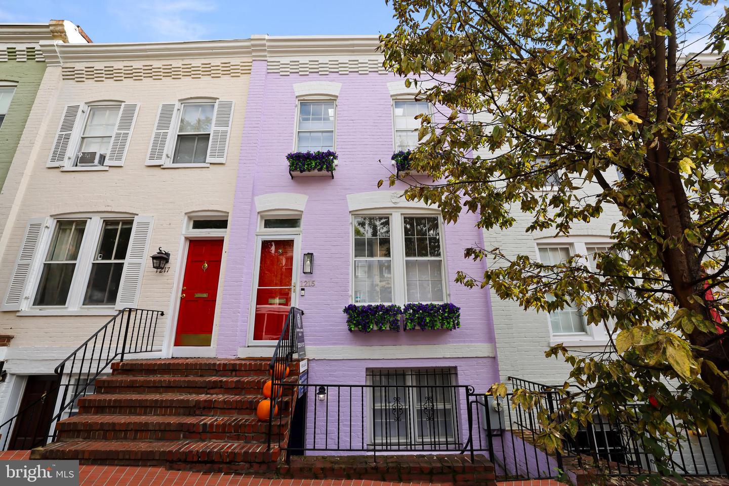 1215 33rd St Nw Property Photo 5