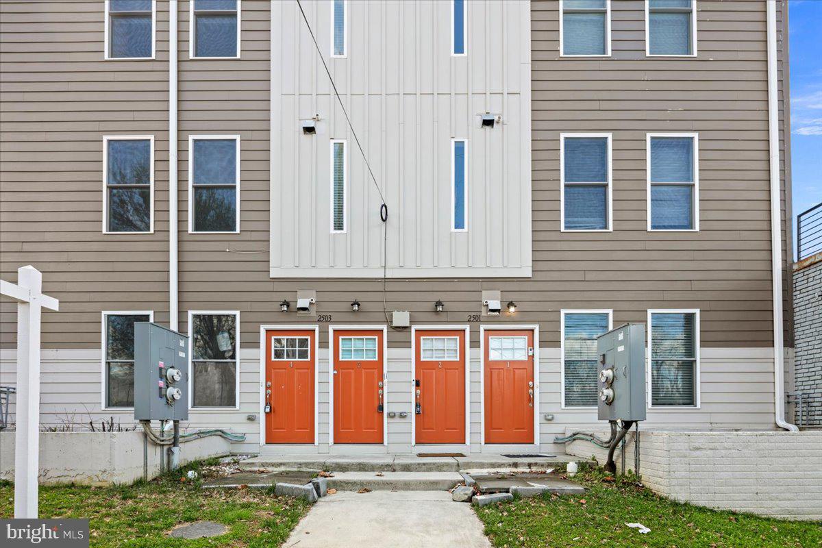2503 Burns St Se Property Photo 14