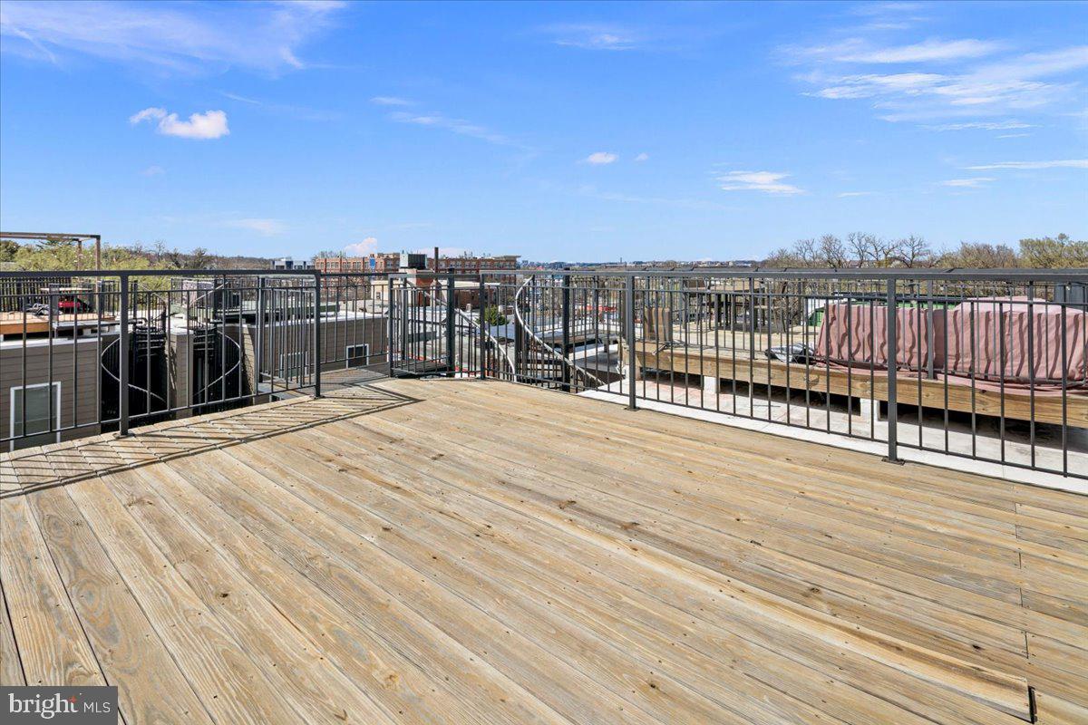 2503 Burns St Se Property Photo 45