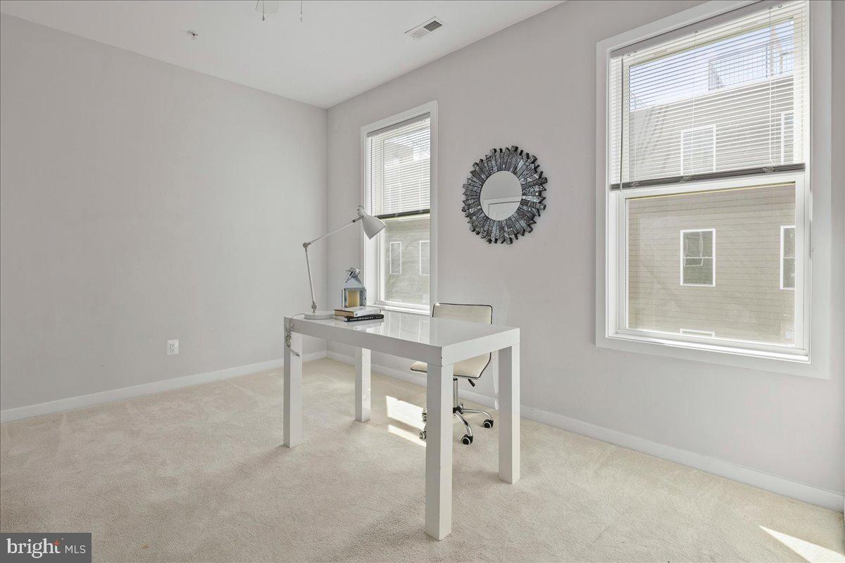 2503 Burns St Se Property Photo 27