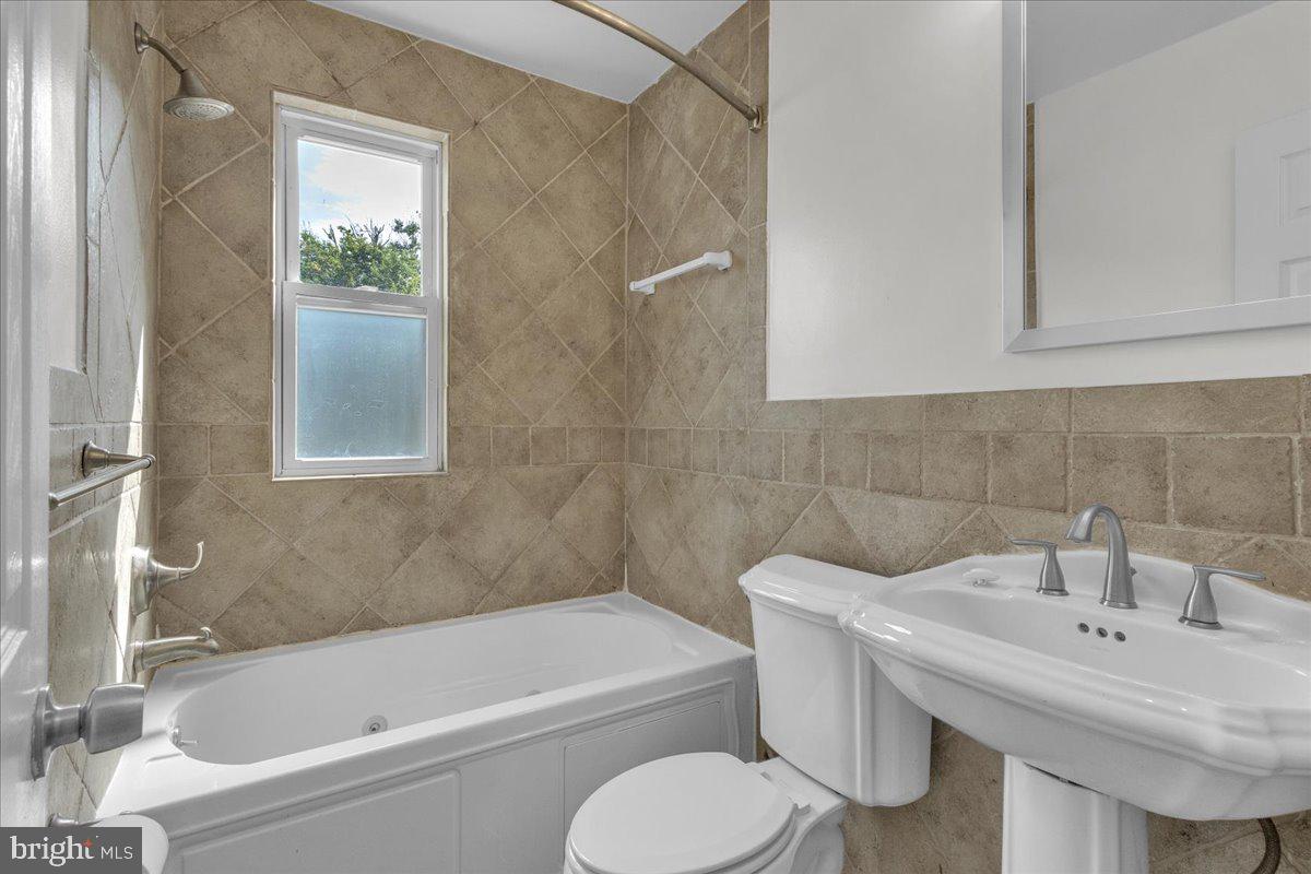 1193 46th Pl Se Property Photo 13