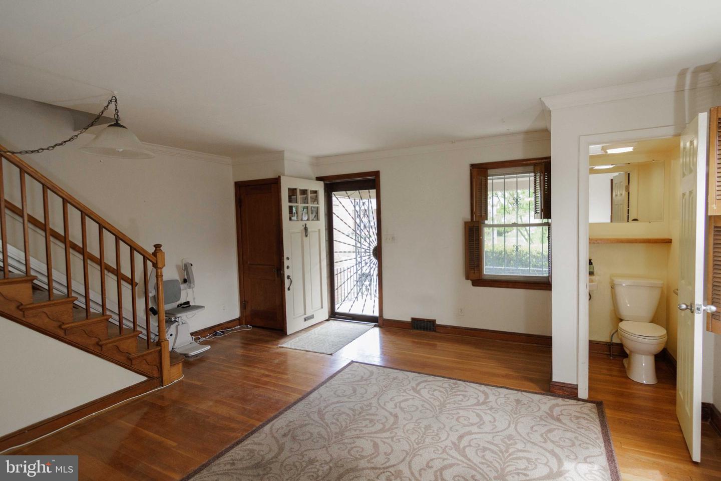 1927 21st Pl Se Property Photo 5