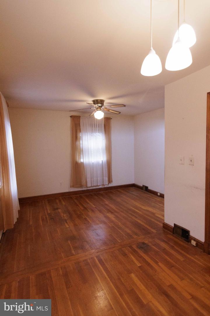 1927 21st Pl Se Property Photo 12