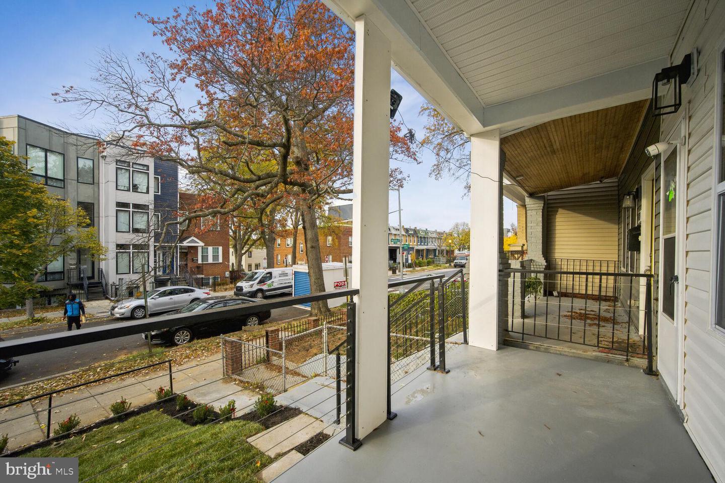 1411 Montello Ave Ne Property Photo 4