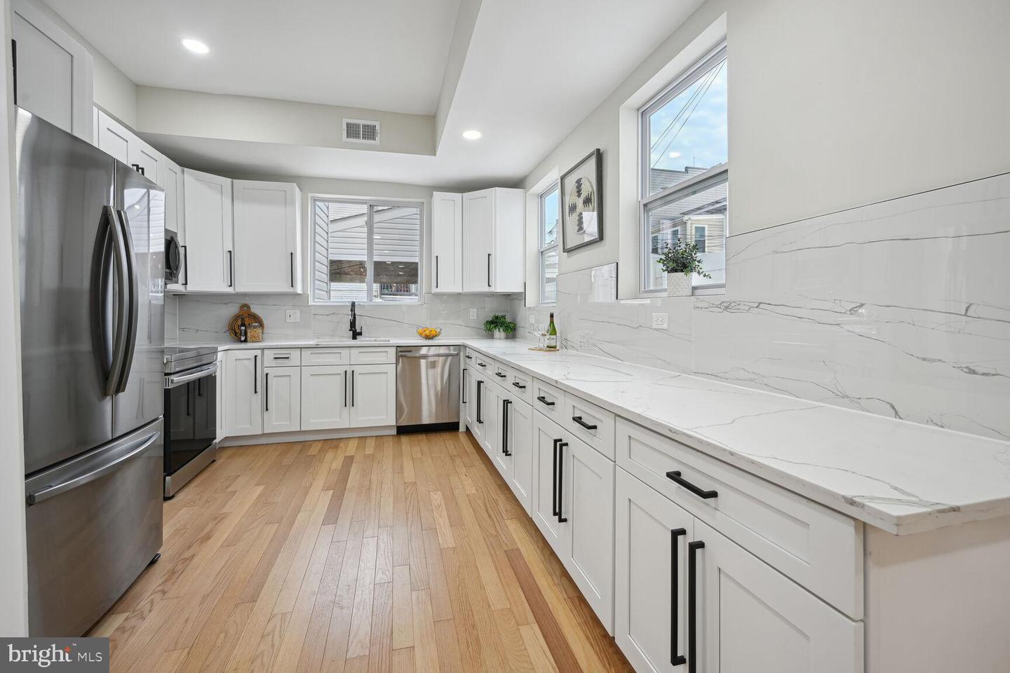 1411 Montello Ave Ne Property Photo 11