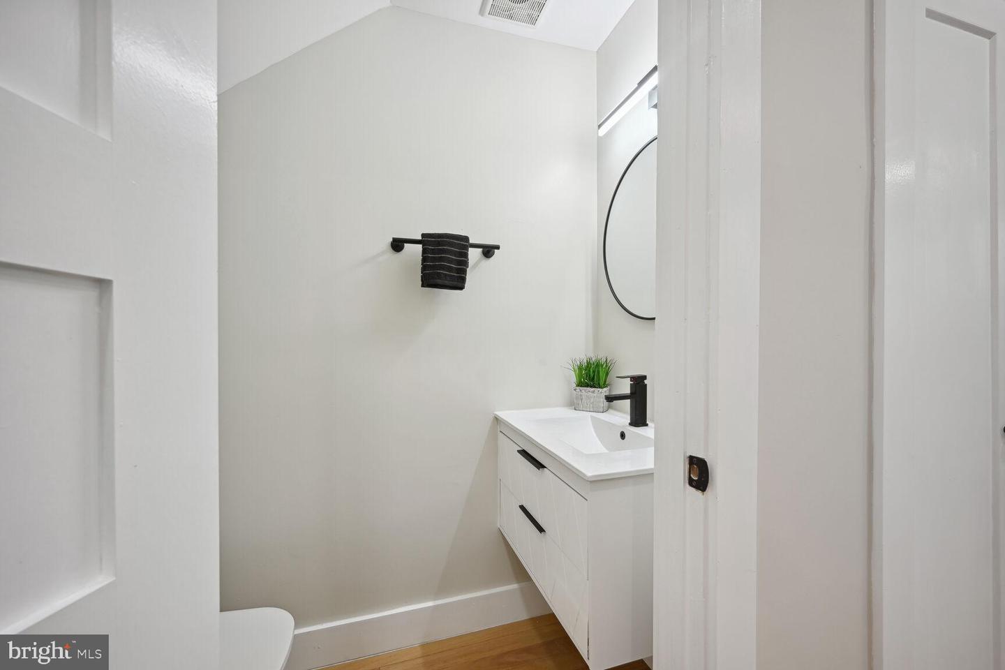1411 Montello Ave Ne Property Photo 22