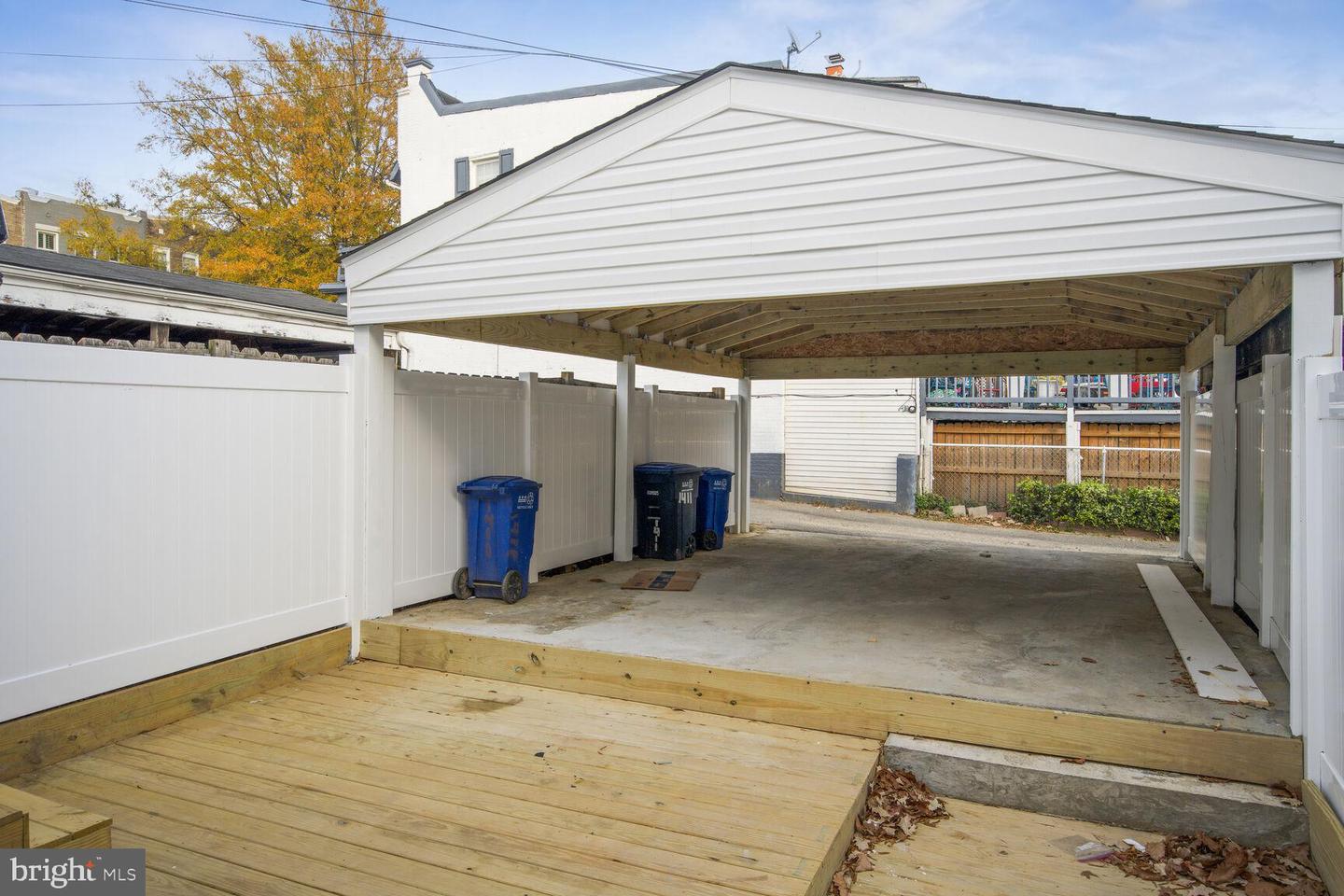 1411 Montello Ave Ne Property Photo 28