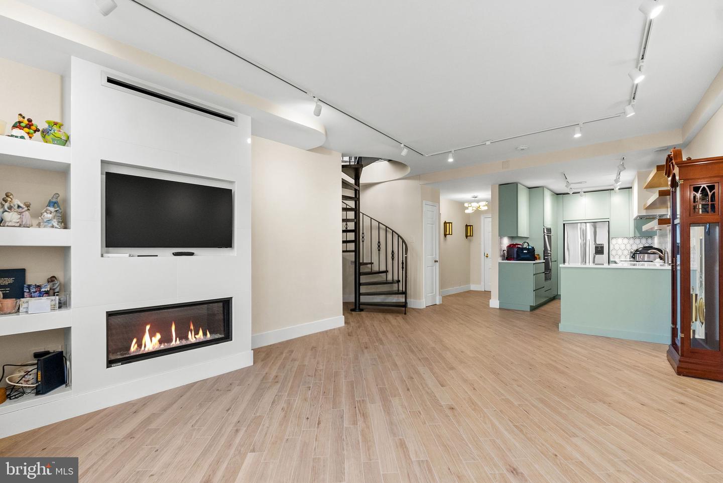 700 New Hampshire Ave Nw #1512 Property Photo 1