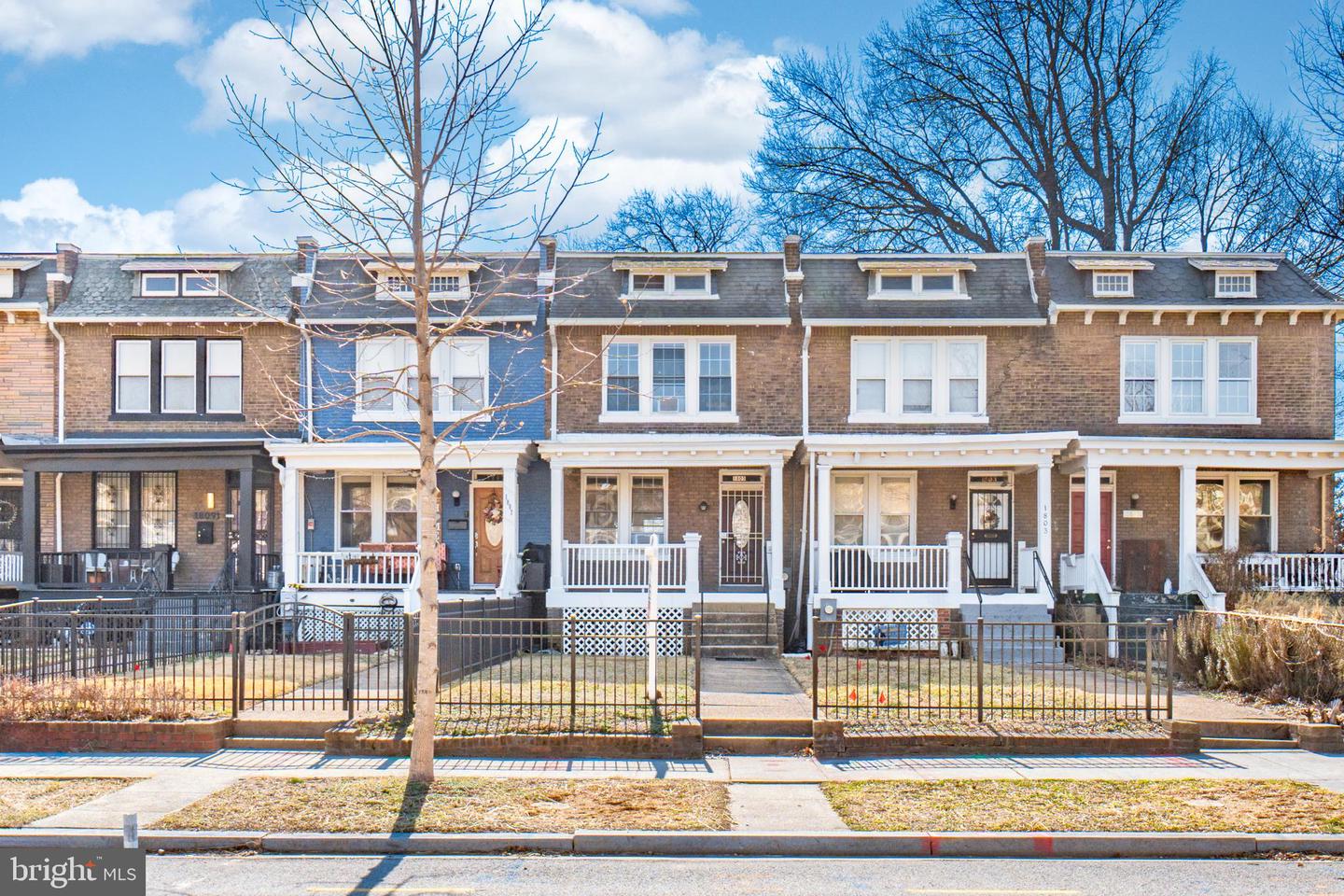 1805 POTOMAC AVE SE Property Photo 1