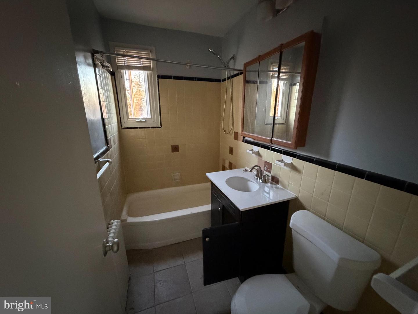428 Ridge Rd Se #205 Property Photo 6