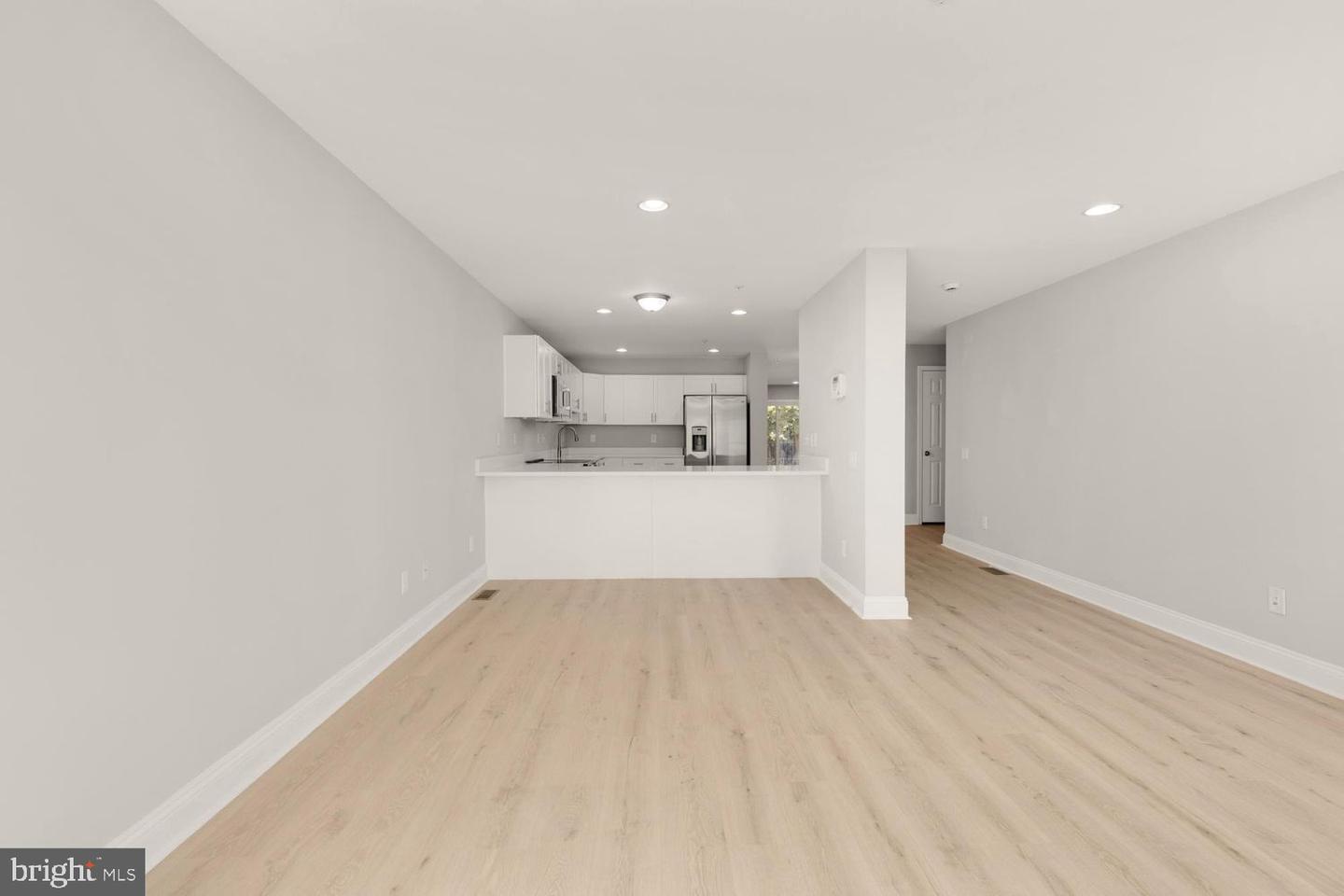 1755 W St Se #a Property Photo 9