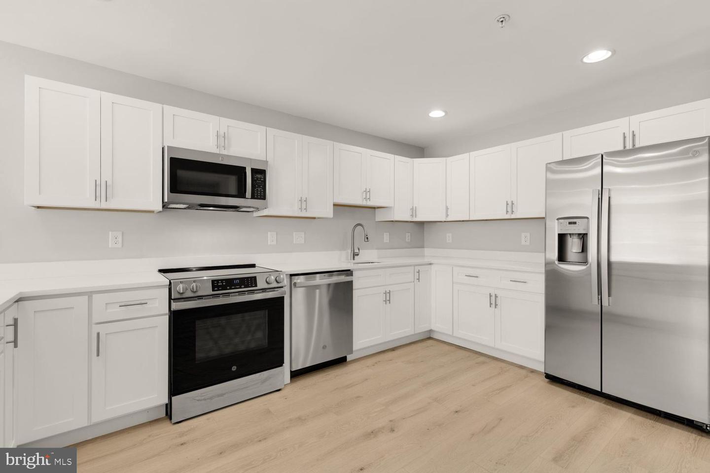 1755 W St Se #a Property Photo 14
