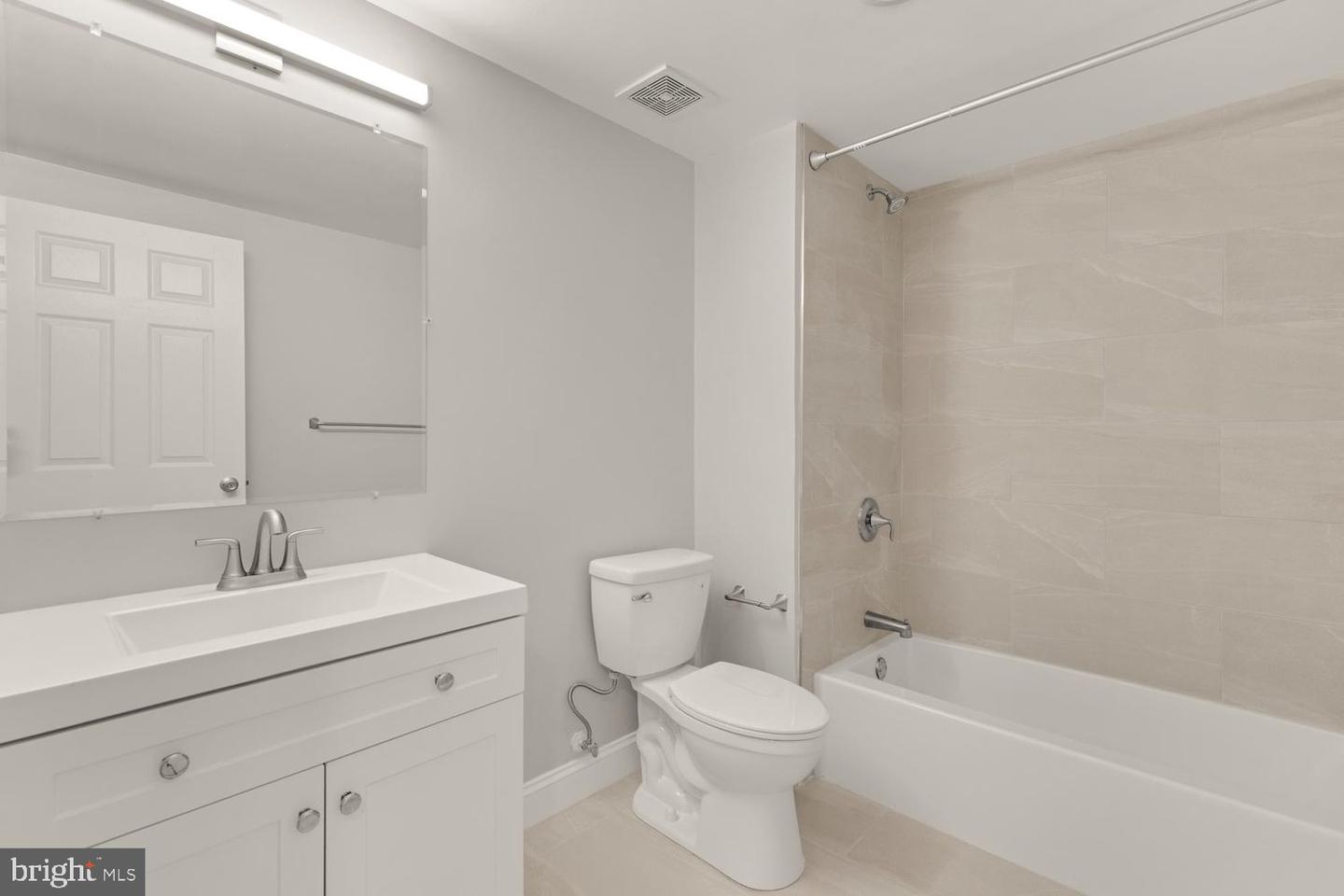 1755 W St Se #a Property Photo 30