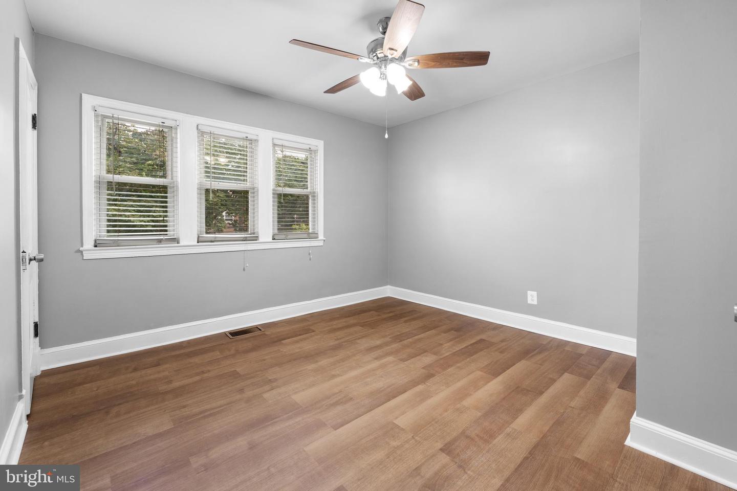 1613 R St Se Property Photo 26