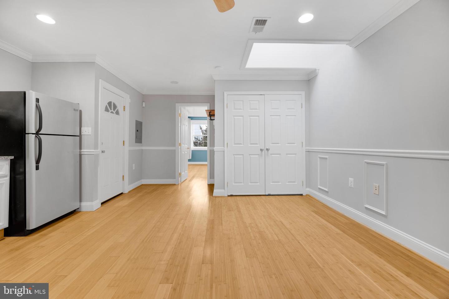 1917 Rosedale St Ne #3 Property Photo 2