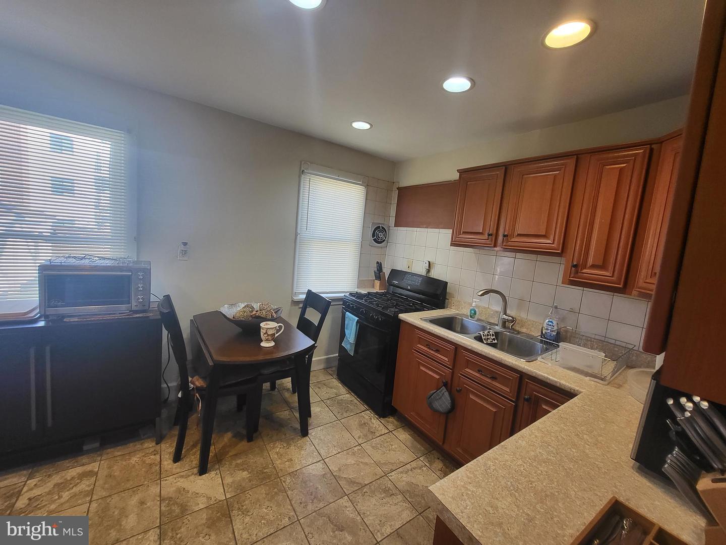 7123 Chestnut St Nw Property Photo 16